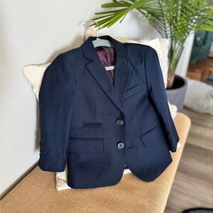 Boys Issac Mizarai sports coat size 2T